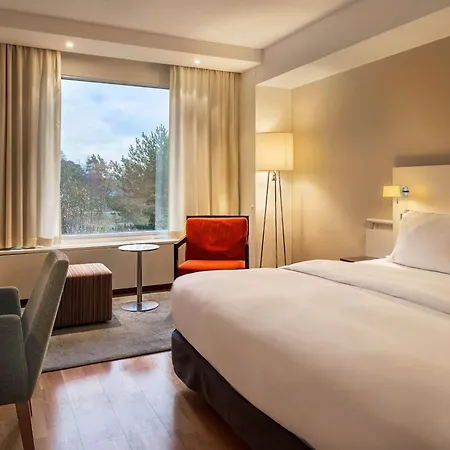 Готель Hilton Kalastajatorppa 4*