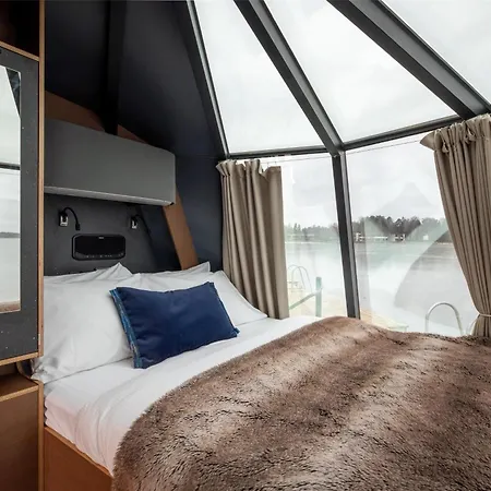 Hilton Kalastajatorppa 4*