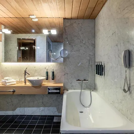 Hilton Kalastajatorppa Гельсінкі